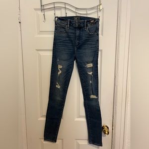 Brand new Abercrombie & Fitch high rise super skinny jeans